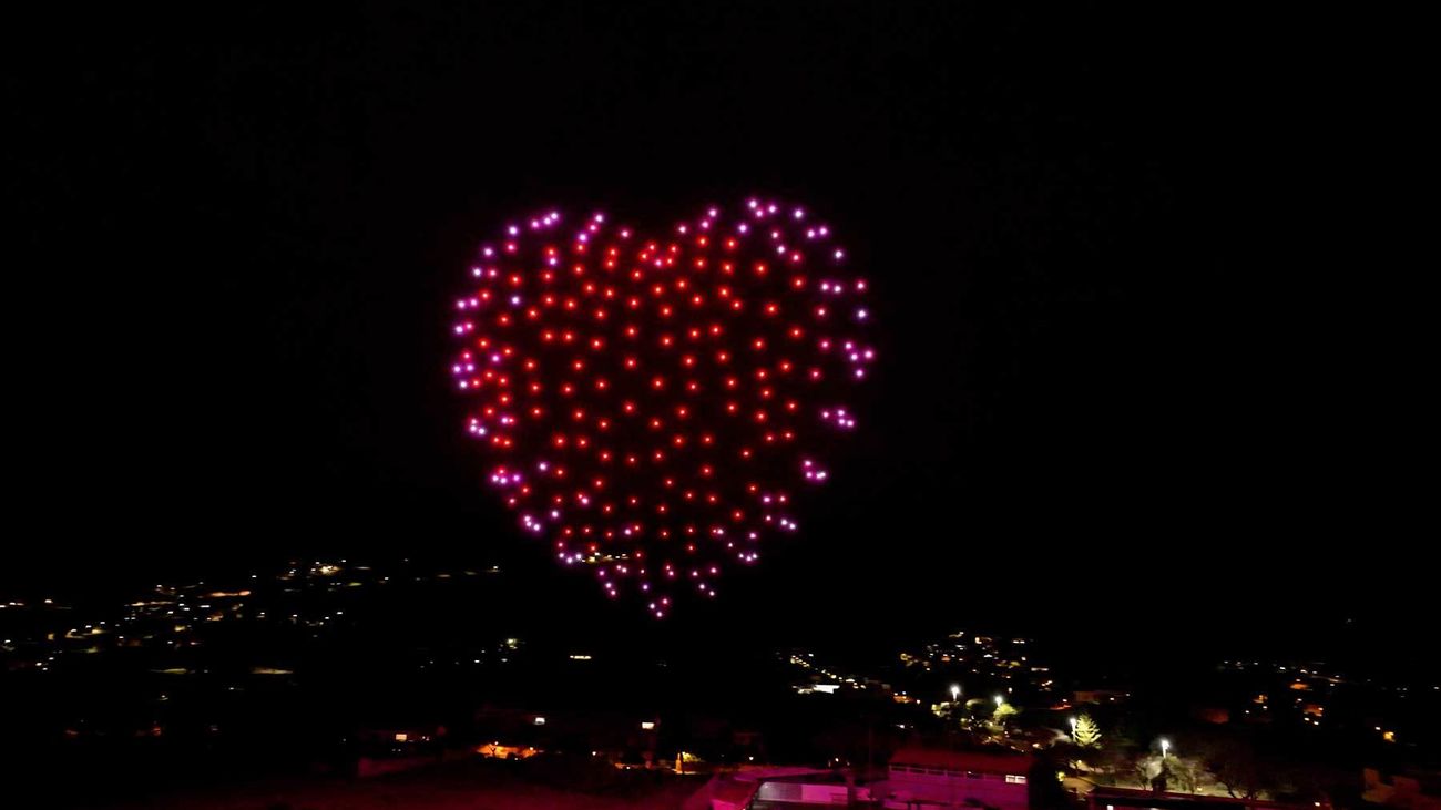 Un espectáculo de drones iluminará el cielo de Madrid