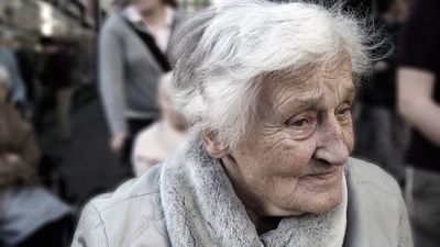Madrid creará una Red de Envejecimiento Activo para prevenir la soledad entre los mayores