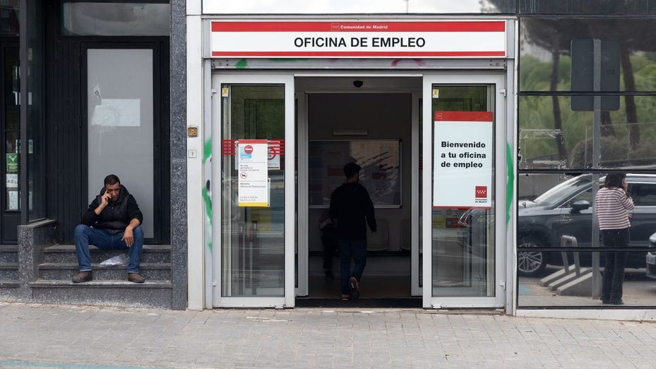 España destruye 170.300 empleos en el primer trimestre y  la tasa de paro escala al 10,8%