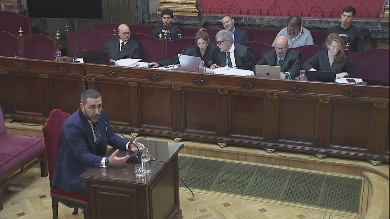 Aldama acusa a Pedro Sánchez de estar "en el número 1 del escalafón" de la "banda organizada"