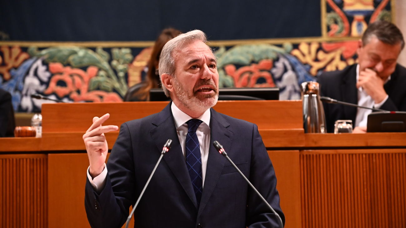 El popular Azcón es reelegido presidente de Aragón con el apoyo de Vox