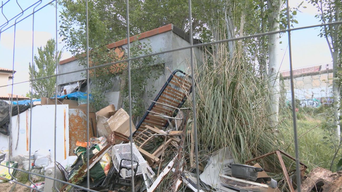 Cuatro años de okupación en su parcela en Galapagar: “No puedo vivir en mi propia casa”