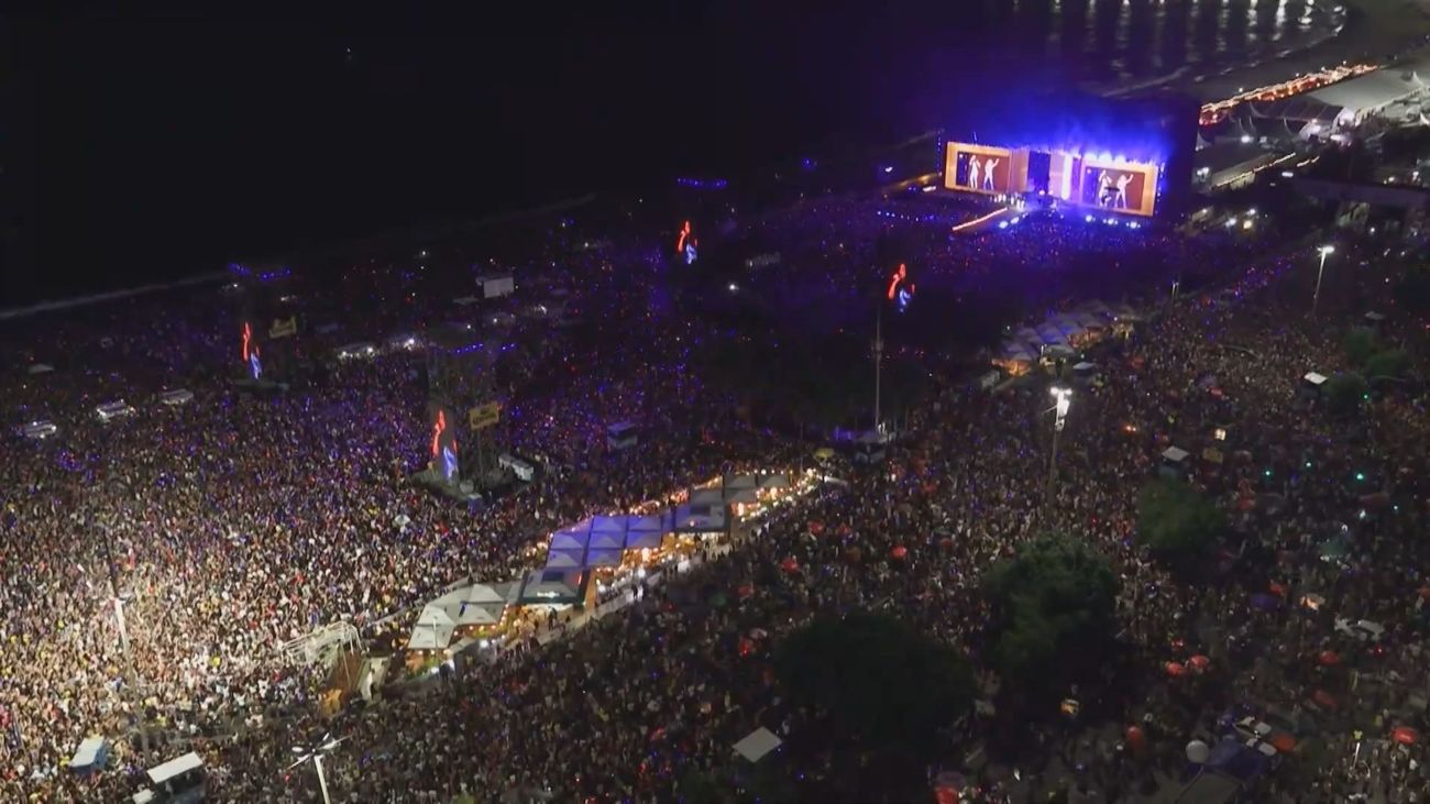 Shakira bate récords en Brasil congregando a más de dos millones de personas en un show sin precedentes