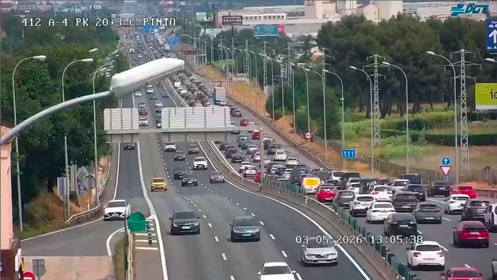 Retenciones en las carreteras madrileñas en el retorno del Puente de Mayo