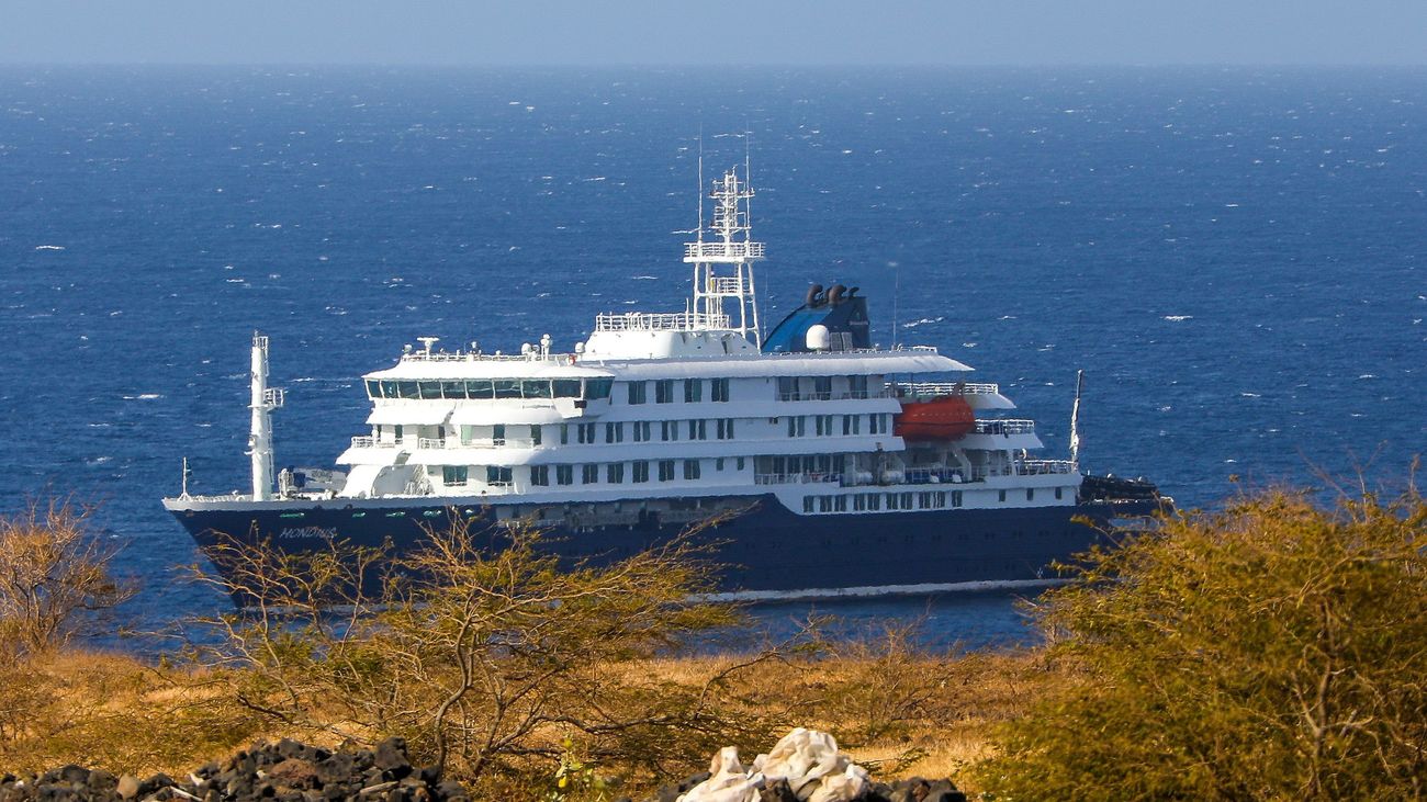 Cabo Verde deniega la entrada a puerto a un crucero con un posible brote de hantavirus que ya deja 3 muertos