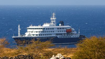 14 españoles a bordo del crucero en el que han fallecido tres personas por hantavirus