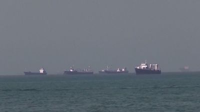 Irán asegura que lanzó disparos de aviso a buques de EEUU en Ormuz