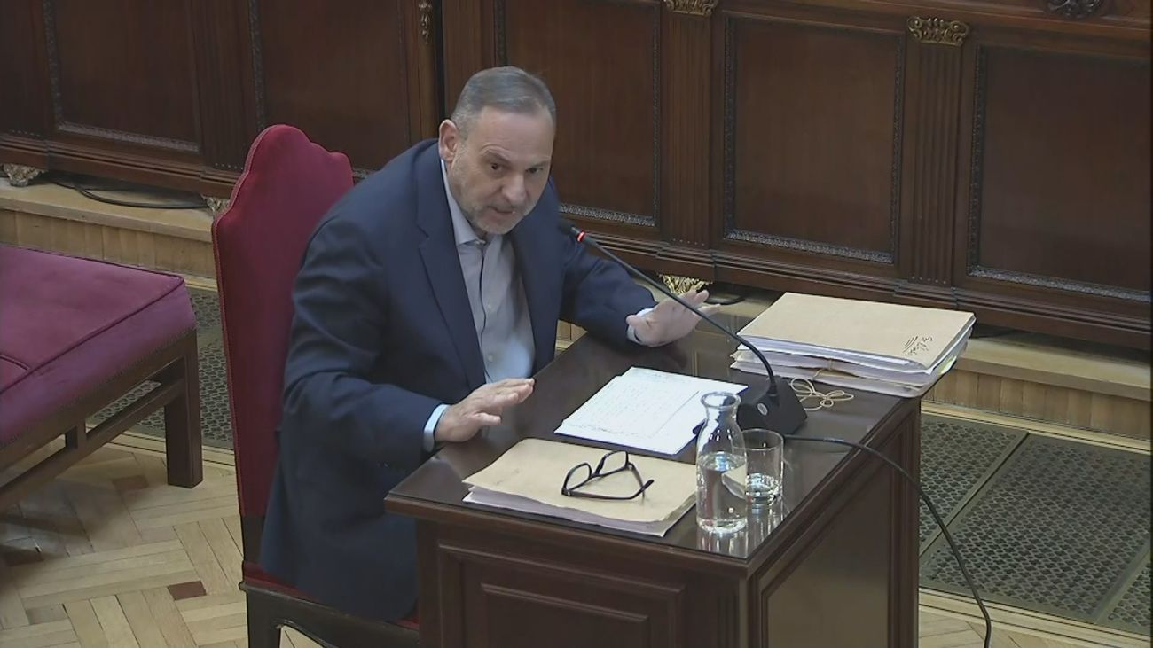 Ábalos se reconoce: "Soy carne de meme"