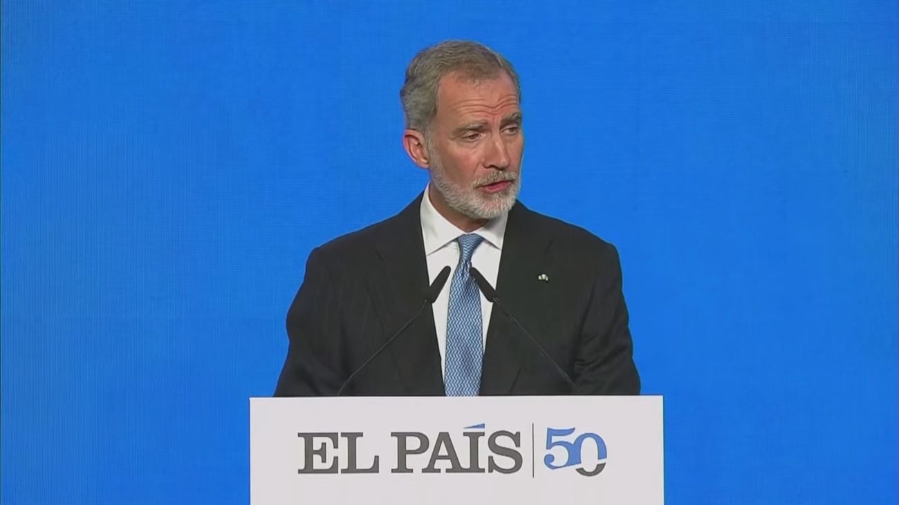 Felipe VI reconoce el papel de la prensa "en la construcción de la España democrática"