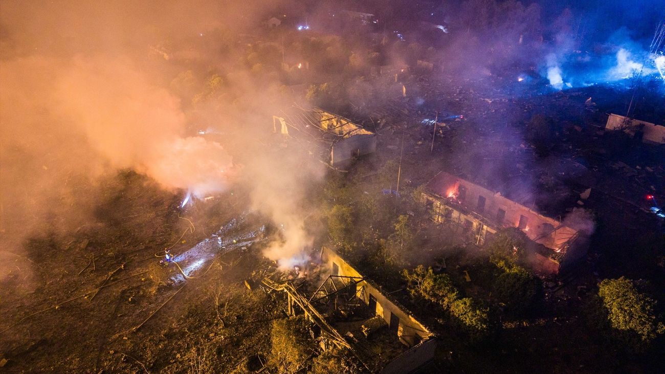 Explosión en una fábrica de fuegos artificiales en Hunan, China