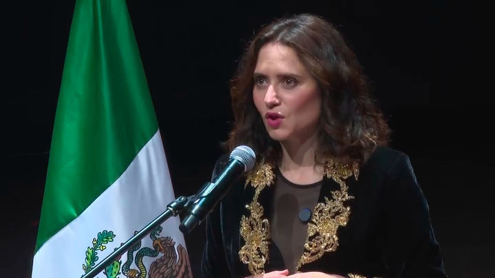 Ayuso rinde homenaje al "mestizaje" y a Hernán Cortés en México