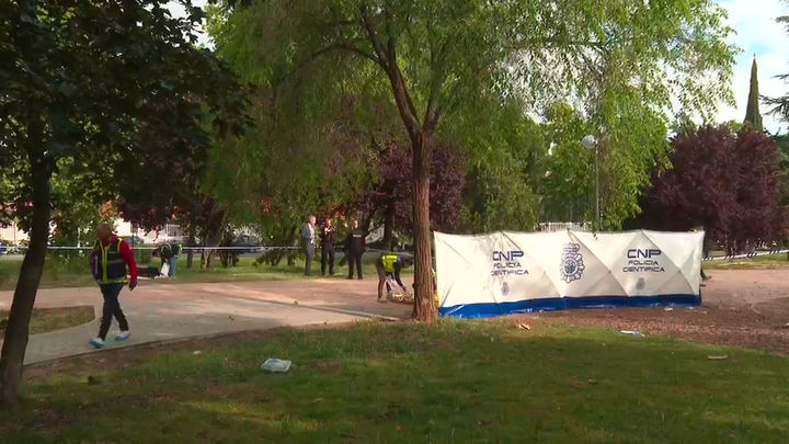 La Policía baraja un ajuste de cuentas por drogas como causa del asesinato de un joven en el parque Paraíso