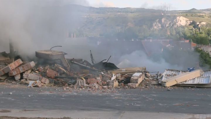 Las casas derrumbadas tras un incendio en Morata de Tajuña pertenecían a tres hermanos