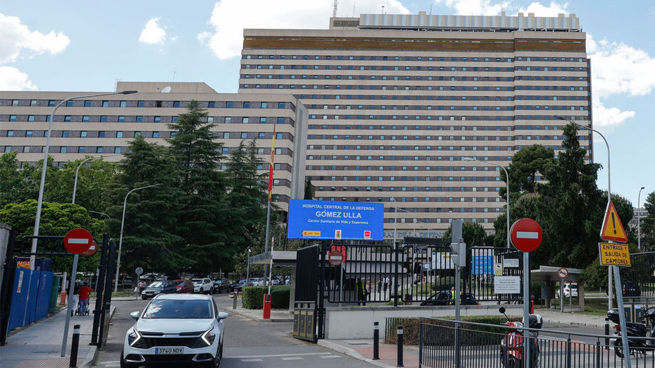 Los españoles del crucero afectado por hantavirus guardarán cuarentena en el Hospital Gómez Ulla