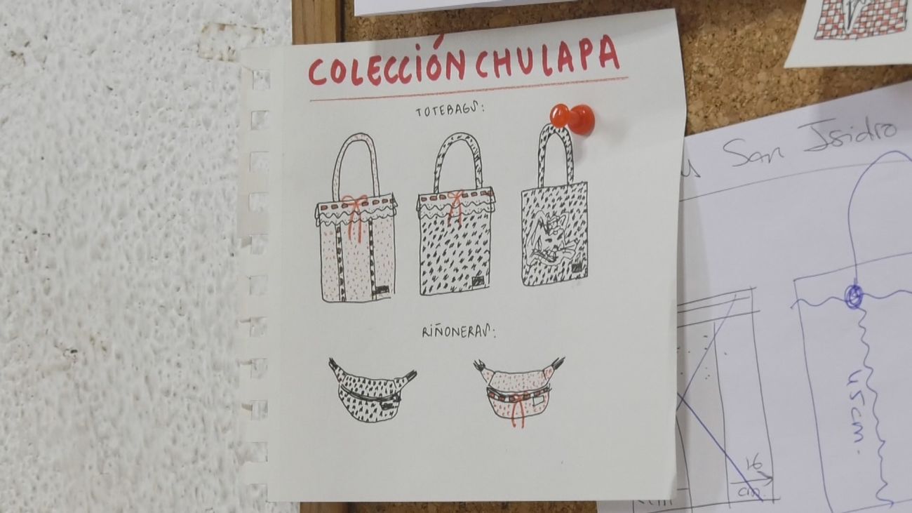 La historia de Nines y Raquel, las artesanas que modernizan el look de chulapo