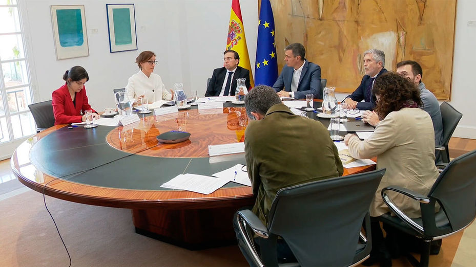 El PP denuncia el "caos absoluto" del Gobierno en la gestión de la crisis del hantavirus