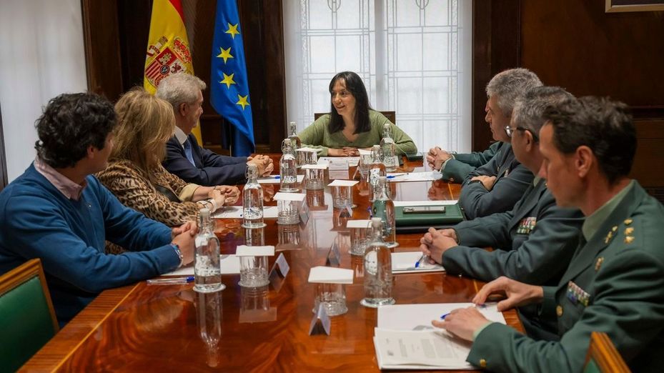 La Guardia Civil se une al  programa 'Vivofácil'  para combatir la soledad no deseada entre el personal retirado