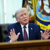 Trump apunta a inminente acuerdo con Irán tras mantener "conversaciones muy positivas en las últimas horas"