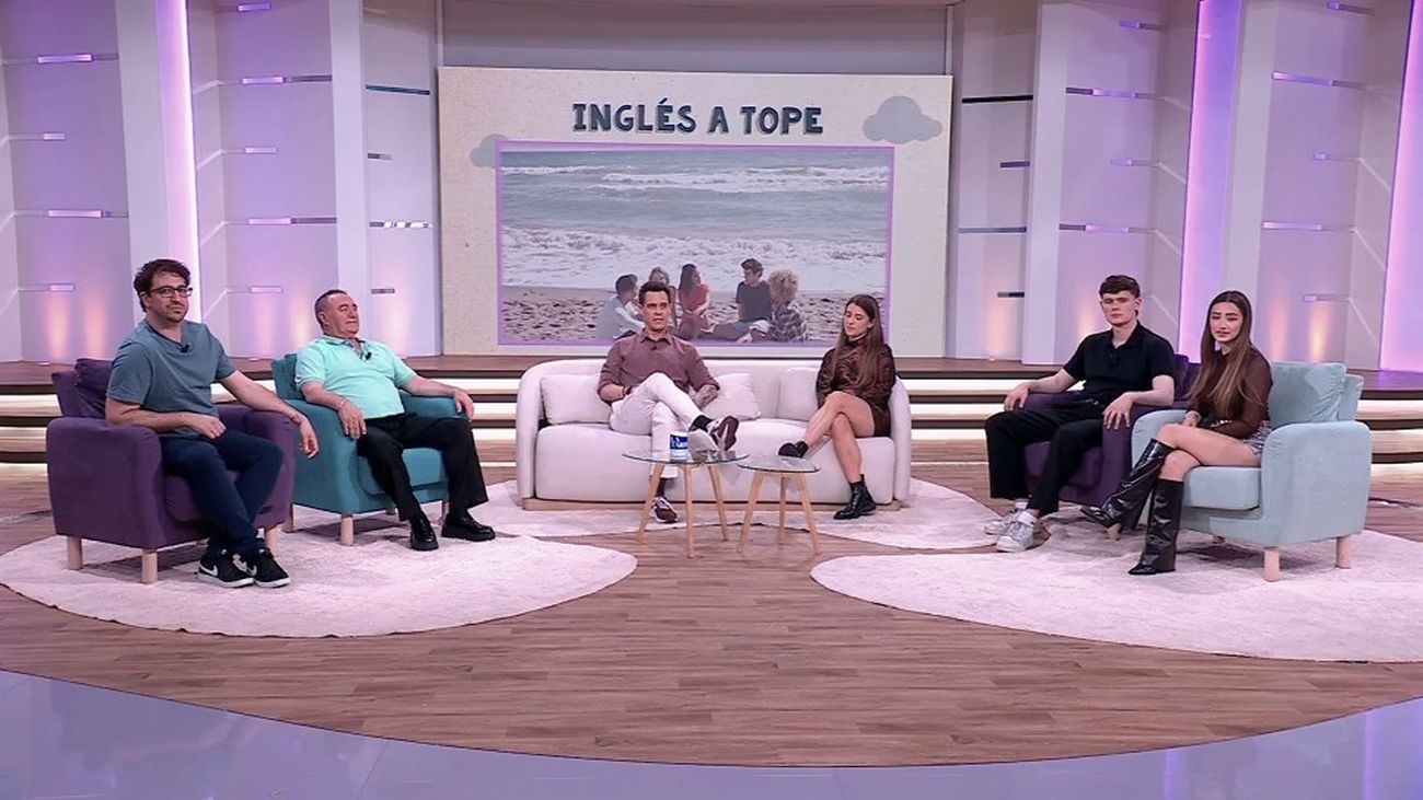 Del 'LOL' al “mood': cómo los anglicismos se cuelan en las conversaciones de la Generación Z