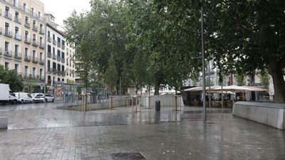 La plaza de Tirso de Molina estrena un diseño más accesible, seguro y verde tras su reforma