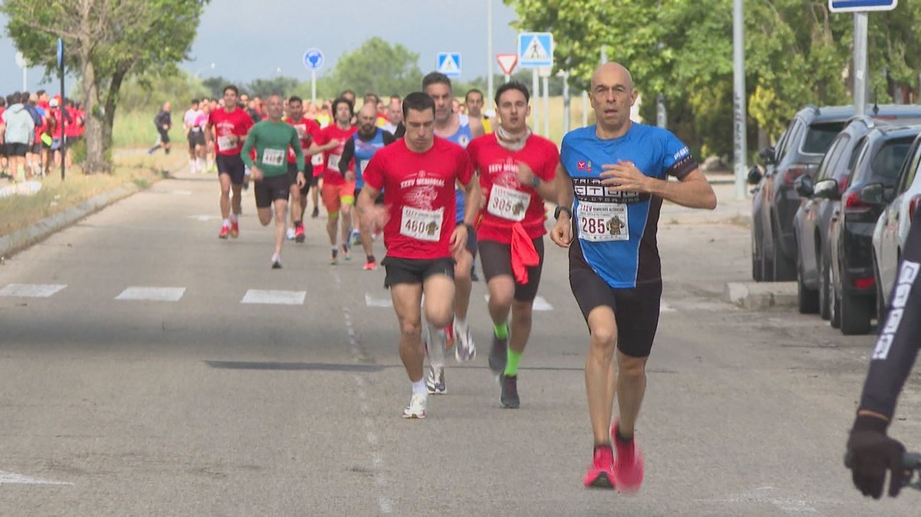 Más de 600 personas participan en Alcorcón en la carrera homenaje a los Bomberos fallecidos