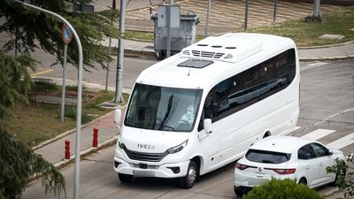 Los 14 pasajeros del Hondius llegan al Gómez Ulla para hacer la cuarentena en una planta de aislamiento