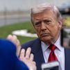 Donald Trump atiende a prensa