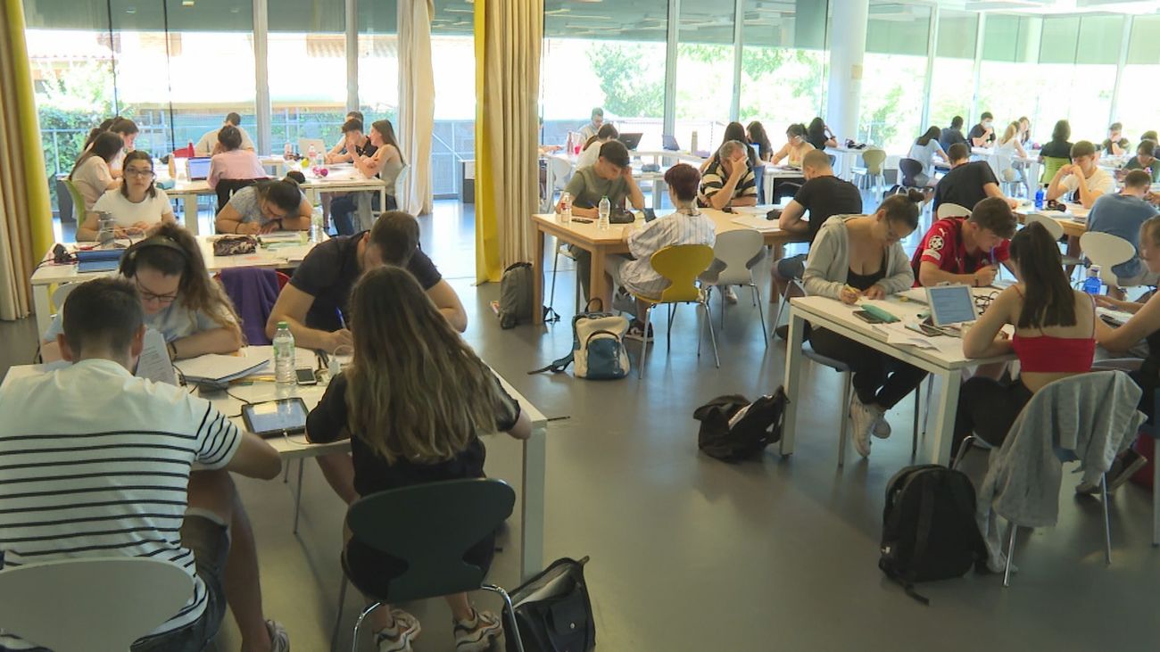 Once bibliotecas públicas de la región ampliarán horarios hasta el 3 de julio para facilitar la preparación de exámenes