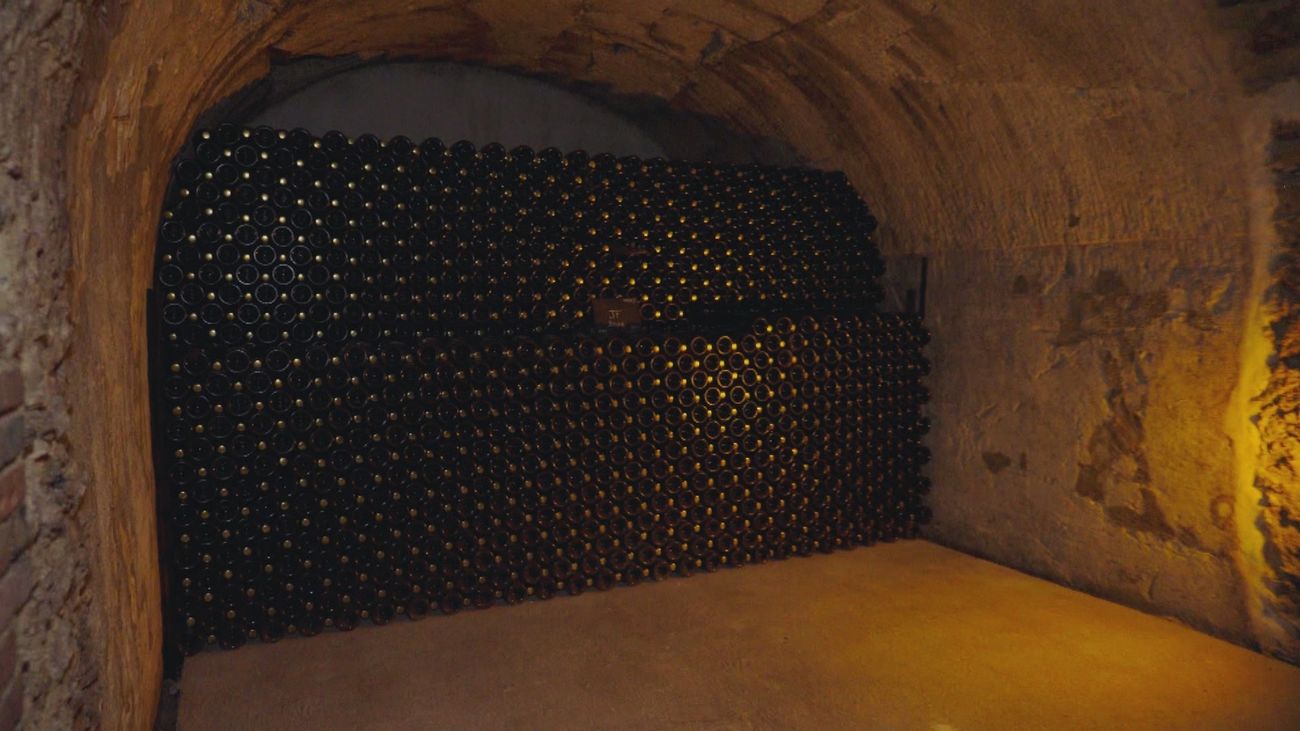 ¿Por qué al champán se le llamaba 'el vino del diablo'?