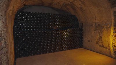 ¿Por qué al champán se le llamaba 'el vino del diablo'?