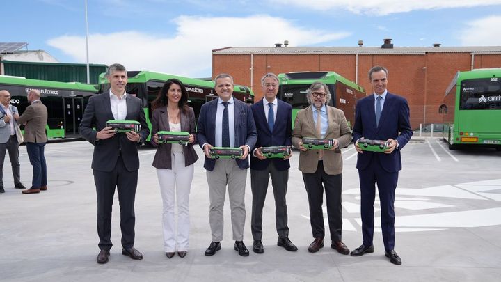 La Comunidad de Madrid inaugura en Alcorcón una cochera para autobuses eléctricos de municipios del suroeste
