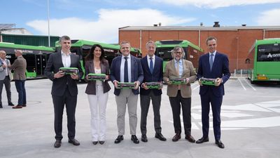 La Comunidad de Madrid inaugura en Alcorcón una cochera para autobuses eléctricos de municipios del suroeste