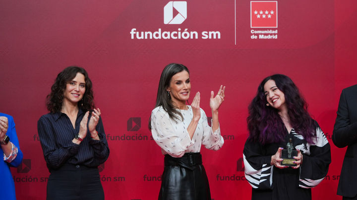 Díaz Ayuso: “La lectura es la primera línea de aprendizaje, fundamental en la era digital”