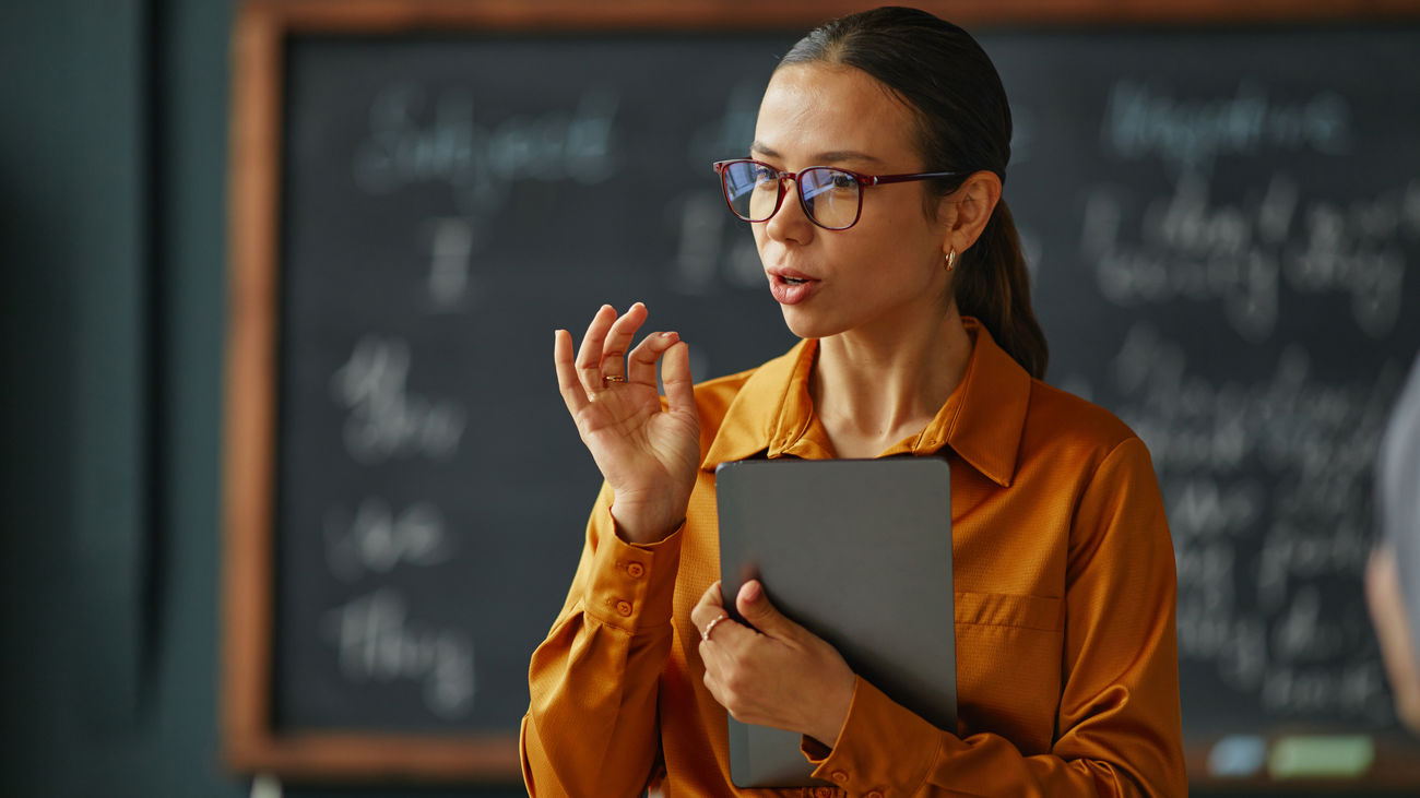 Oportunidad para docentes: El Ministerio de Educación convoca 133 plazas en China y Europa