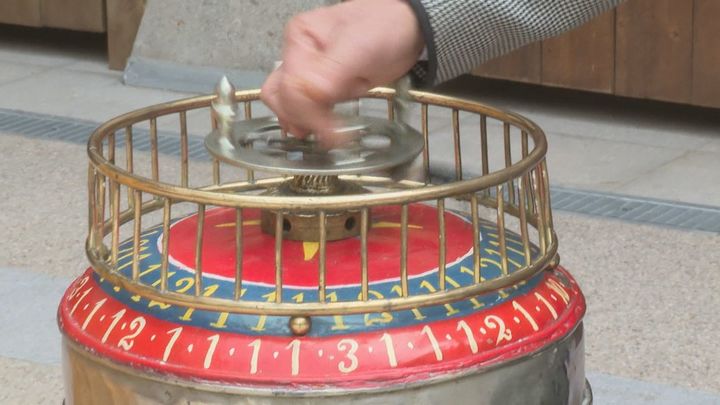 Una barquillera centenaria entra en el Museo de Artes y Tradiciones Populares