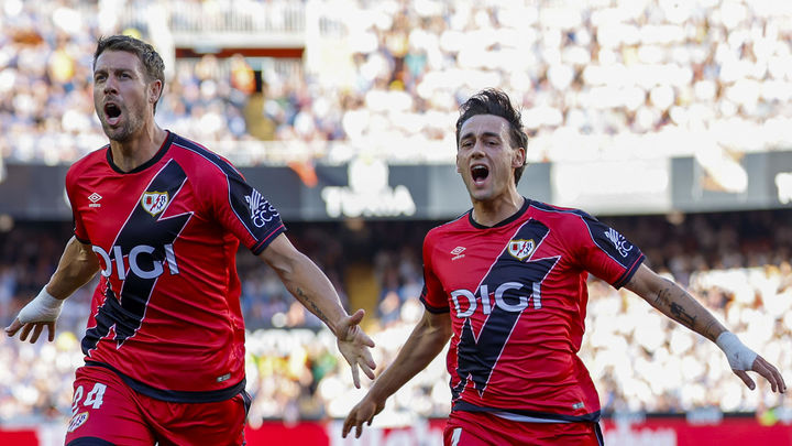 1-1. El Rayo Vallecano suma un empate ante el Valencia que sabe a poco