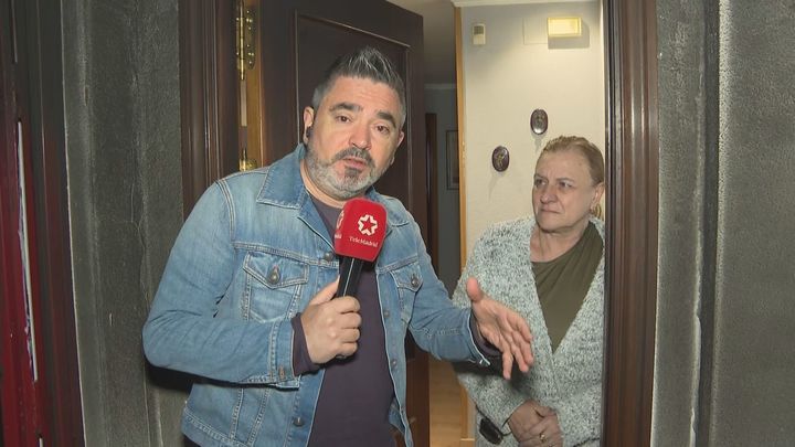 El testimonio de una vecina afectada por el incendio en la calle Lago Constanza: "Ha sido un susto horroroso"