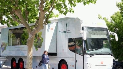 Un autobús para autónomos recorre los municipios de Madrid para impulsar el emprendimiento