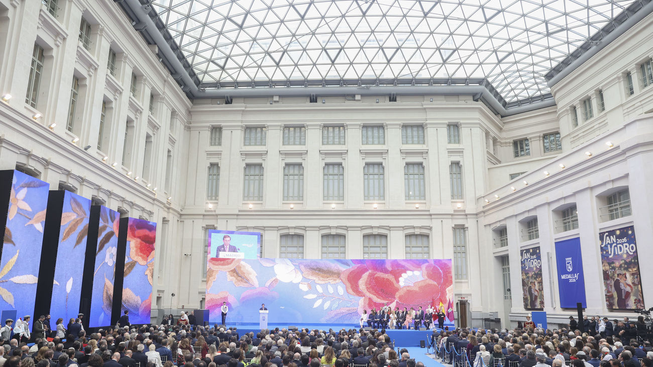 La oposición reclama en San Isidro el Madrid "real" de los madrileños trabajadores