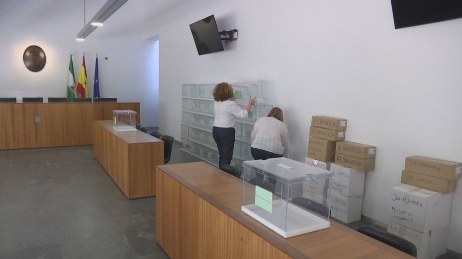 Cerca de siete millones de andaluces llamados a votar este domingo en las decimoterceras elecciones en Andalucía