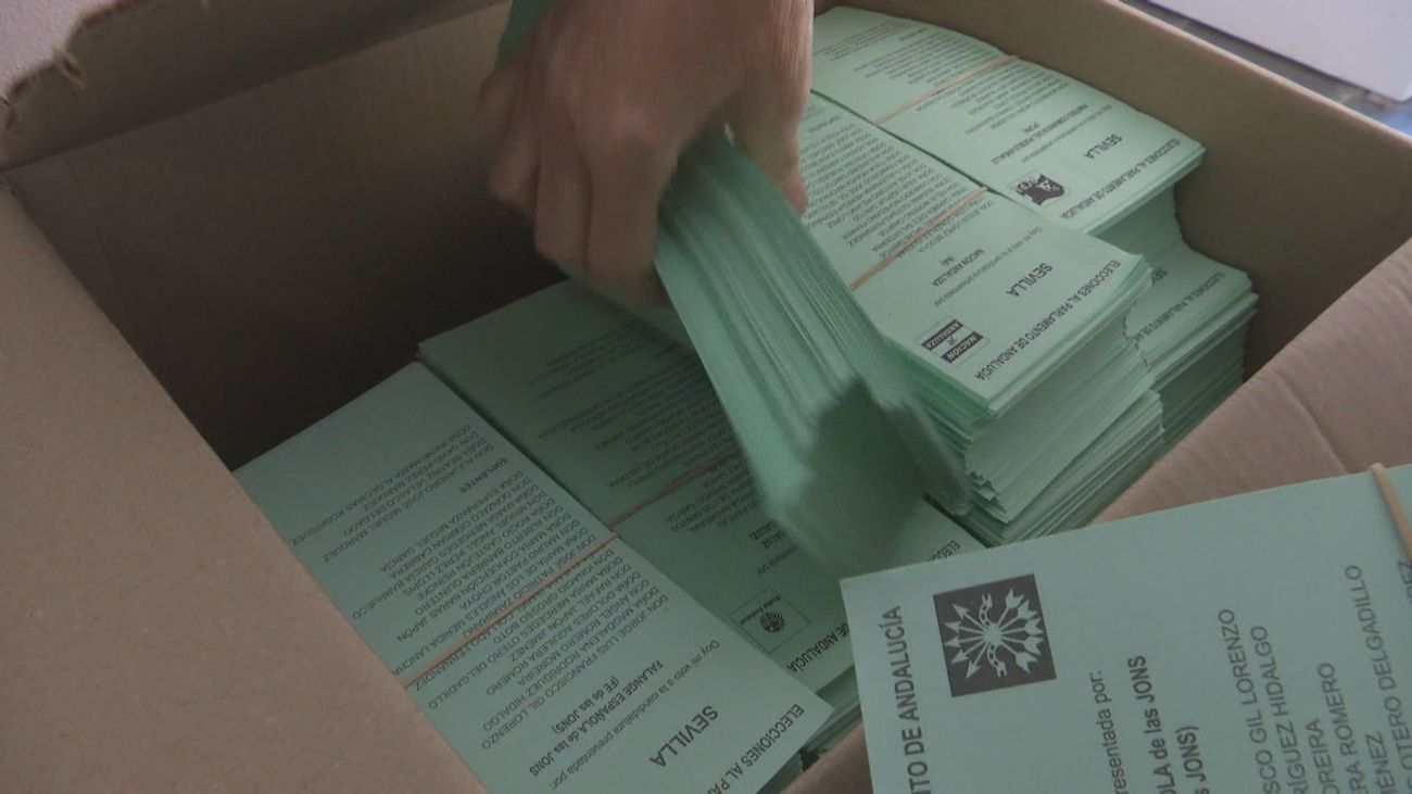 Cerca de siete millones de andaluces llamados a votar este domingo en las decimoterceras elecciones en Andalucía