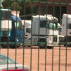 Aparcamientos ilegales para camiones en Soto de Aldovea, en San Fernando de Henares