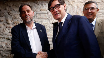 Illa y Junqueras acercan posiciones sobre el presupuesto con un pacto sobre la línea orbital