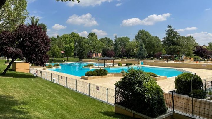 Las piscinas de verano de Dehesa Boyal, en Sanse, abrirán el 30 de mayo