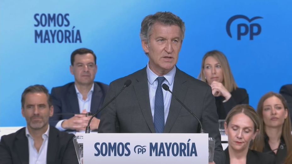 Tras la victoria en Andalucía, Feijóo ve "más cerca" el cambio en España y se compromete a liderarlo