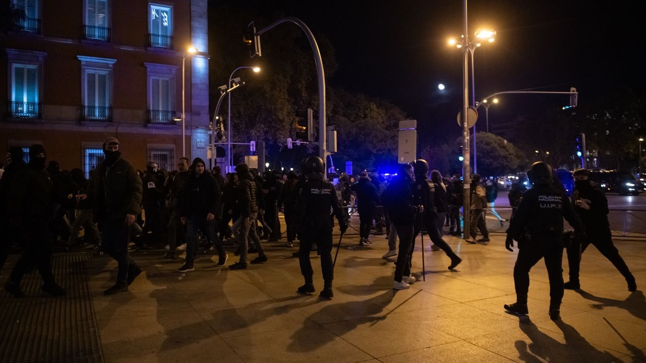 “Sale barato agredir a un policía”: la violencia contra las fuerzas de seguridad aumenta un 66% en la era Marlaska