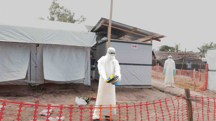 Imagen del centro de tratamiento del ébola en Bulape, provincia de Kasaï, República Democrática del Congo,