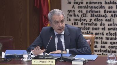 Zapatero calificó en el Senado de "enormes falsedades" su involucración en el rescate de Plus Ultra