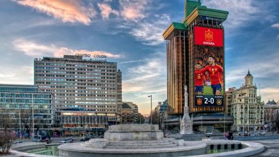 La Federación Española de Fútbol instalará pantallas gigantes en Colón durante el Mundial