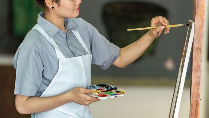 Puedes adquirir material de artes / DOMINIO PÚBLICO